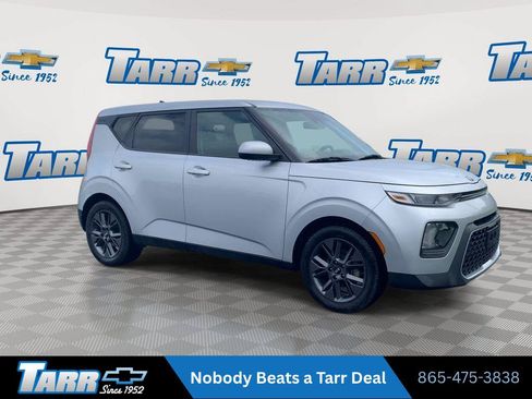 Used 2021 Kia Soul S FWD image 2