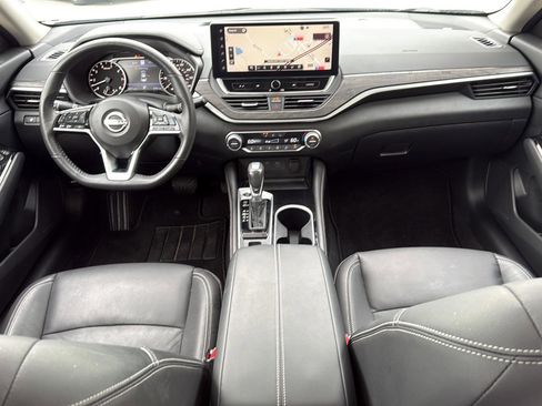 Used 2023 Nissan Altima 2.5 SL FWD image 44