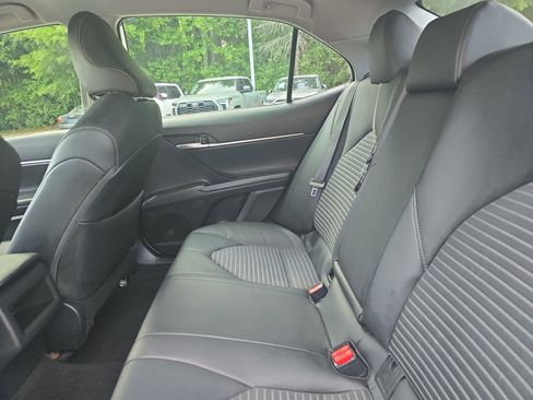 Used 2023 Toyota Camry SE FWD image 14