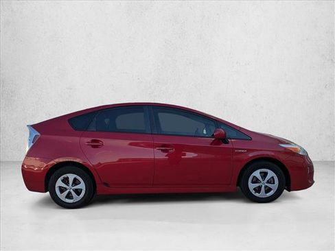 Used 2015 Toyota Prius Two image 4