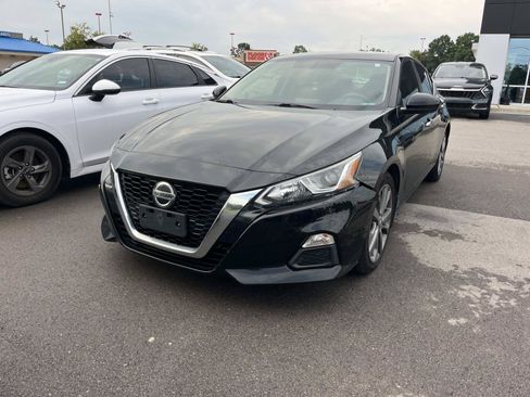 Used 2019 Nissan Altima 2.5 S FWD image 4
