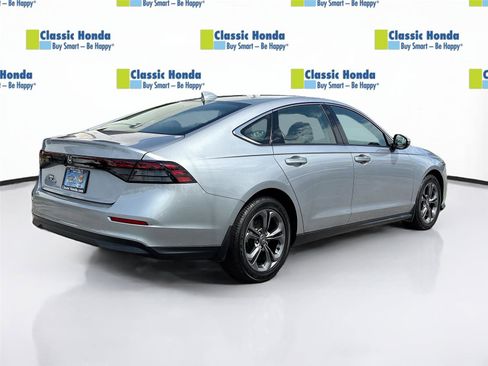 Certified 2023 Honda Accord EX image 8