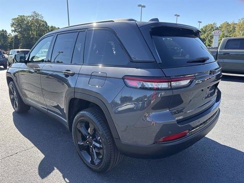 New 2025 Jeep Grand Cherokee Limited image 7