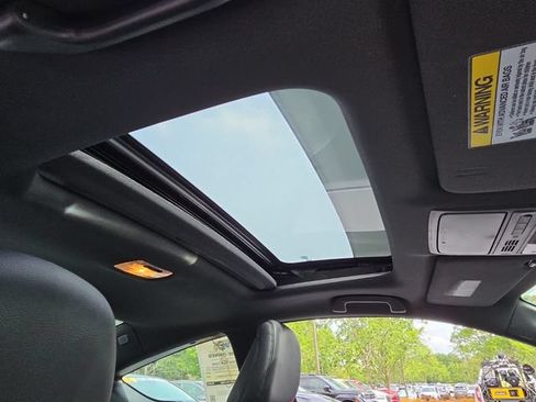 Used 2016 Honda Accord Touring image 18