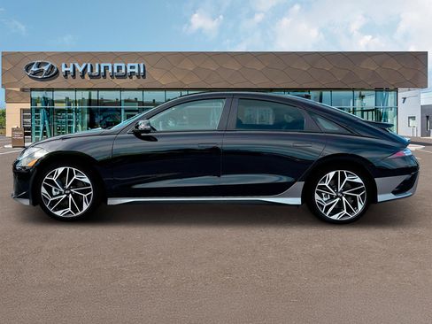 New 2025 Hyundai Ioniq 6 SEL image 3