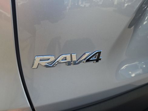 Certified 2025 Toyota RAV4 LE FWD image 30