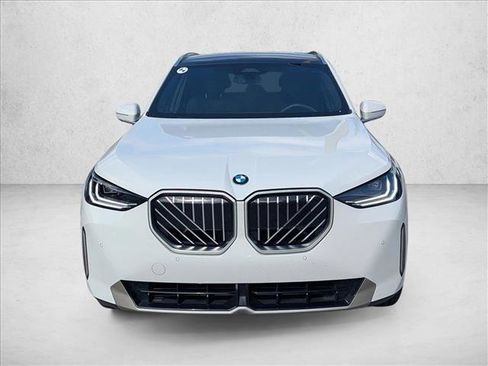 Certified 2025 BMW X3 xDrive30i w/ Convenience Package image 2