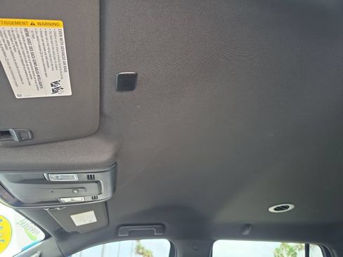 Used 2023 Chevrolet Tahoe LS RWD image 29