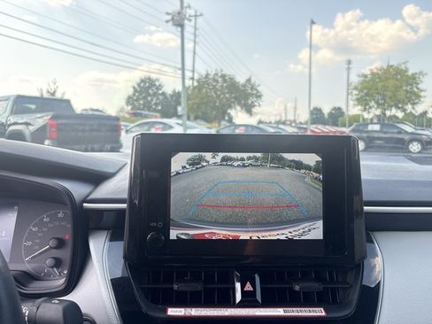 Certified 2025 Toyota Corolla SE FWD image 15