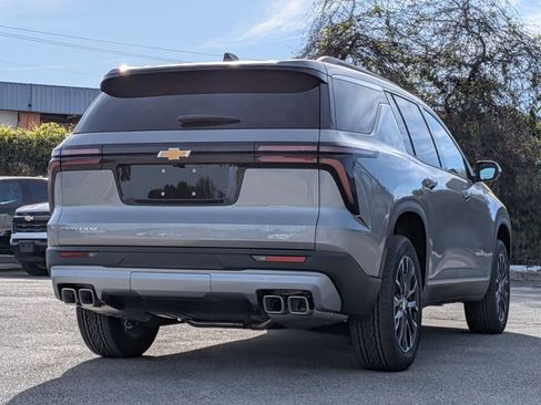 New 2026 Chevrolet Traverse LT w/ Sun and Wheel Package image 5