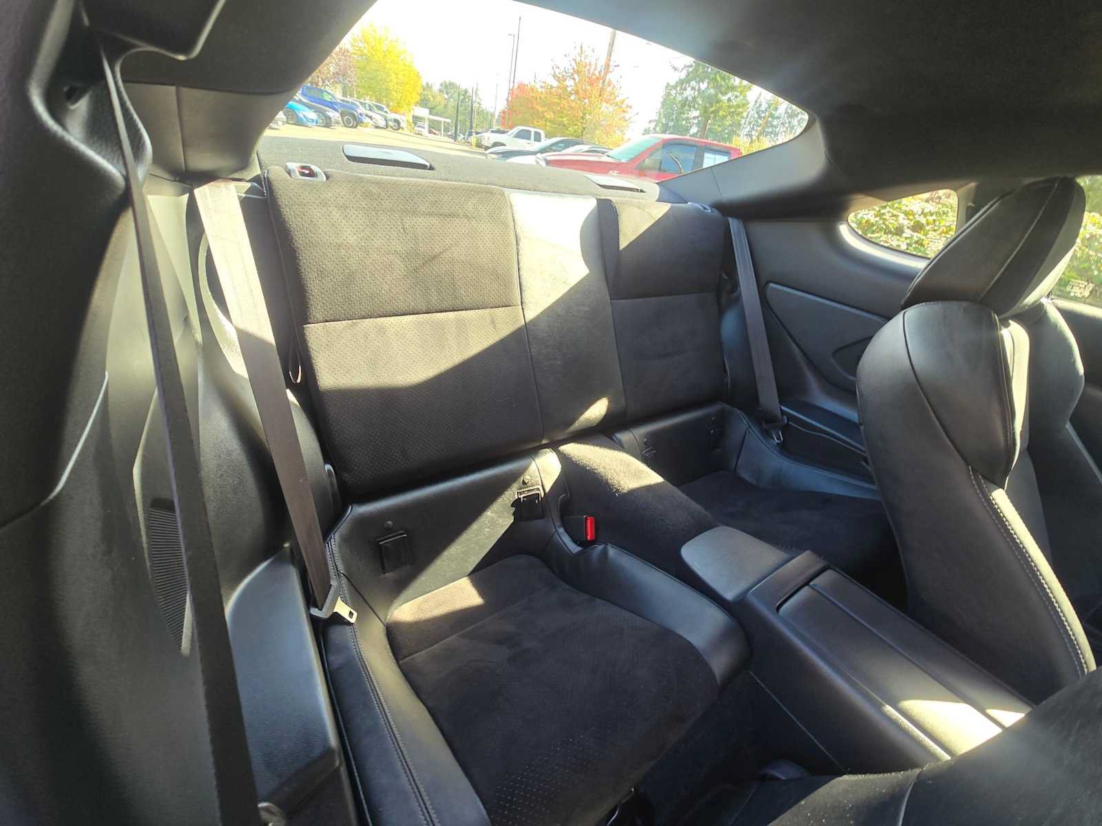 Used 2023 Toyota GR86 Premium w/ ALL Weather Mat Package (TMS) RWD image 12