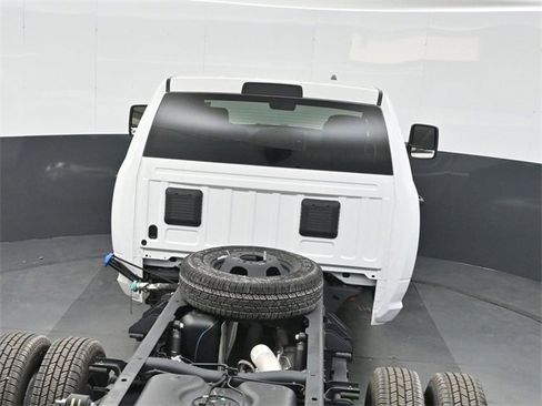 New 2026 RAM 3500 Tradesman w/ Chrome Appearance Group image 31