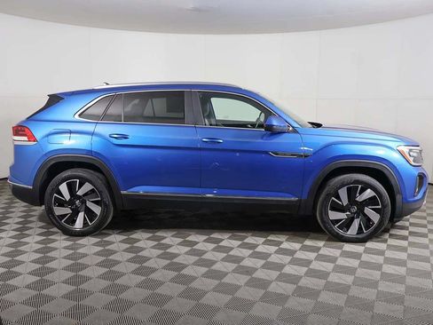 Used 2024 Volkswagen Atlas Cross Sport SEL AWD/4WD image 16