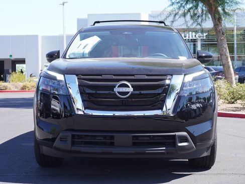 New 2025 Nissan Pathfinder SV image 5