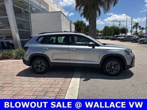 Certified 2025 Volkswagen Taos S FWD image 5