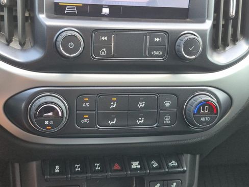 Certified 2022 Chevrolet Colorado ZR2 w/ Colorado ZR2 Bison Edition AWD/4WD image 29