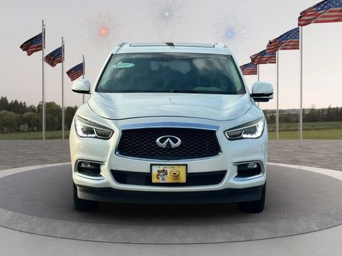 Used 2017 INFINITI QX60 Luxe w/ Premium Plus Package AWD/4WD image 4