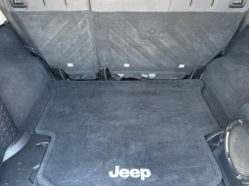 Used 2013 Jeep Wrangler Unlimited Sahara w/ Connectivity Group AWD/4WD image 16