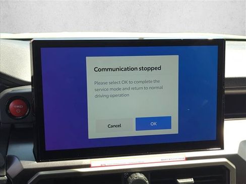 Certified 2026 Toyota 4Runner TRD Off-Road Premium AWD/4WD image 19