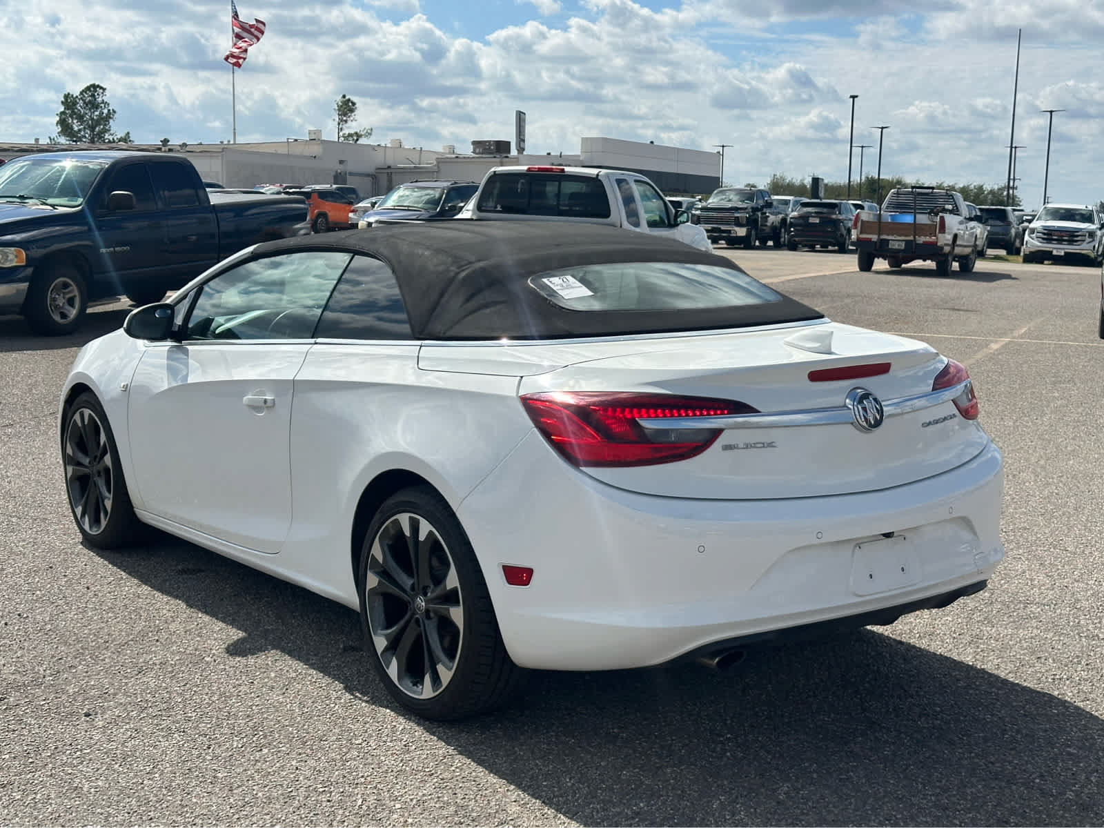 Used 2018 Buick Cascada Premium FWD image 7