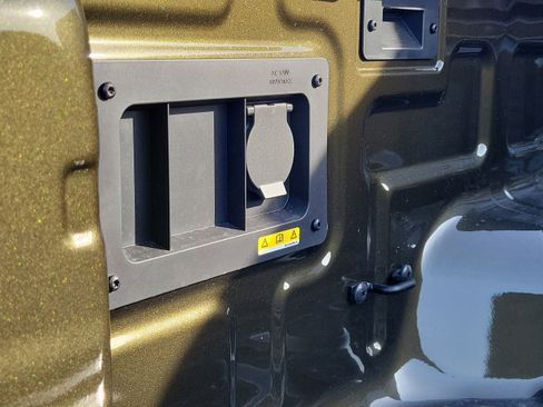 New 2025 Ford Ranger Raptor image 9