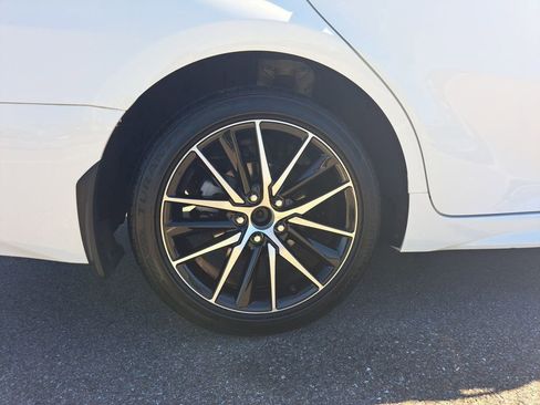 Certified 2022 Toyota Camry SE image 23