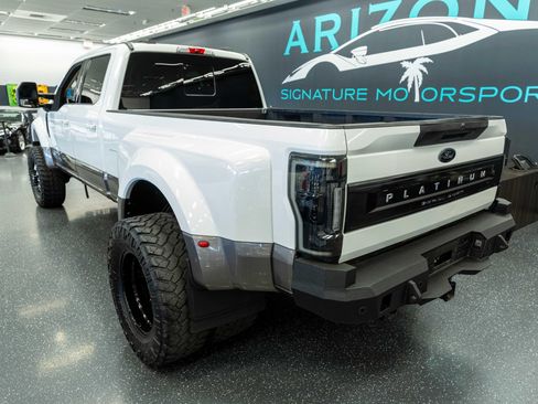 Used 2021 Ford F450 Lariat w/ Lariat Ultimate Package AWD/4WD image 7