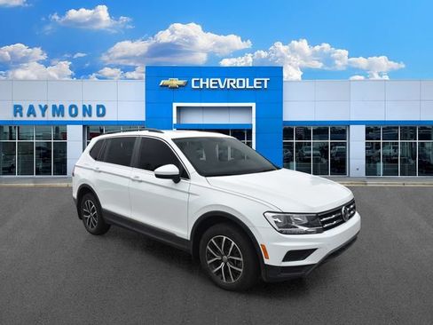 Used 2021 Volkswagen Tiguan SE FWD image 10