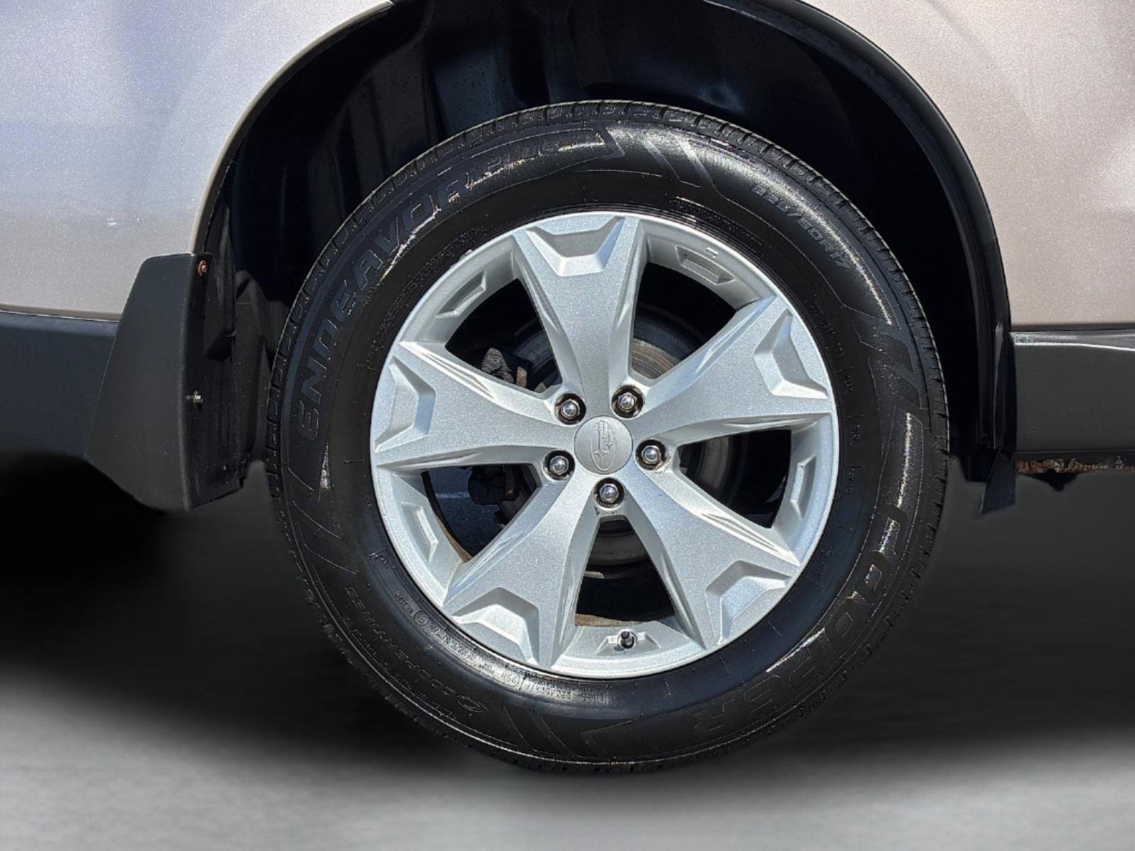 Used 2016 Subaru Forester 2.5i Premium w/ All-Weather Package AWD/4WD image 9