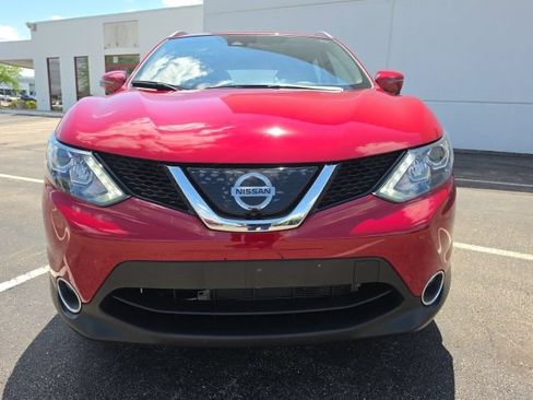 Used 2018 Nissan Rogue Sport SL w/ SL Premium Package AWD/4WD image 3