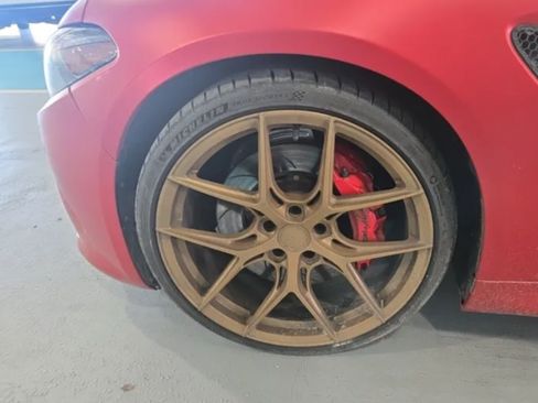 Used 2017 Alfa Romeo Giulia Quadrifoglio RWD image 7