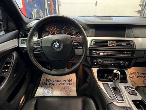 Used 2011 BMW 535i xDrive Sedan AWD/4WD image 7