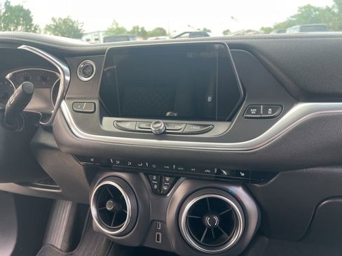 Used 2020 Chevrolet Blazer LT FWD image 45