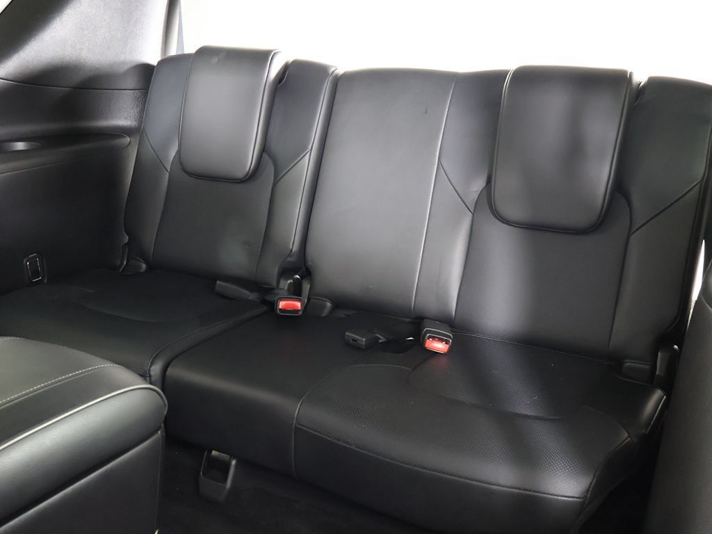 Used 2024 INFINITI QX80 Sensory AWD/4WD image 46