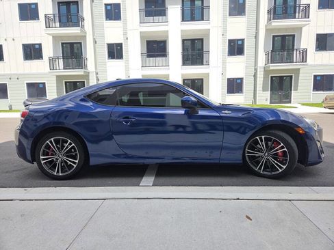Used 2015 Scion FR-S image 5