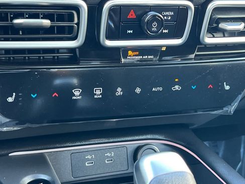 New 2026 Nissan Sentra SR image 23