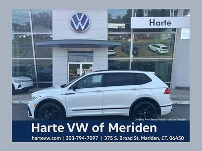 Certified 2023 Volkswagen Tiguan SE R-Line