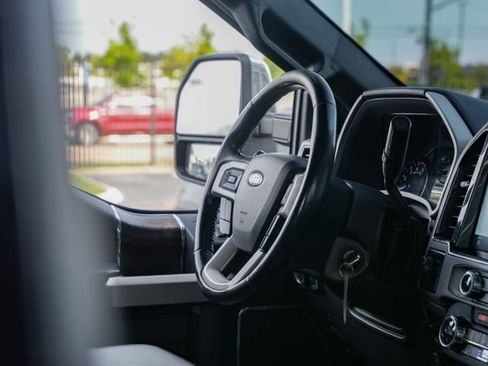 Used 2022 Ford F250 Lariat w/ Chrome Package AWD/4WD image 38