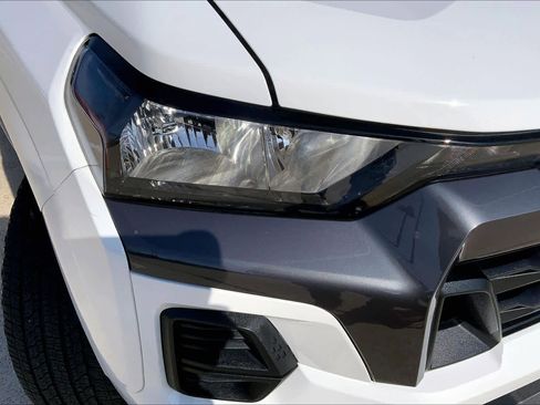 Certified 2023 Chevrolet Colorado LT image 25