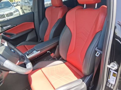 Used 2025 BMW X1 xDrive28i w/ Convenience Package AWD/4WD image 14