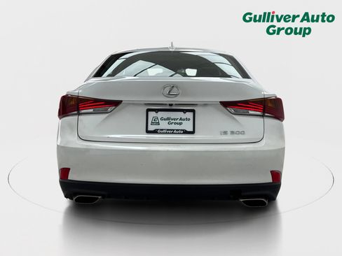 Used 2019 Lexus IS 300 w/ Accessory Package 2 RWD image 7
