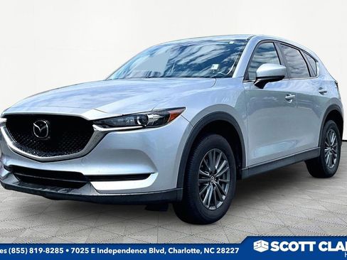 Used 2021 MAZDA CX-5 Touring image 3