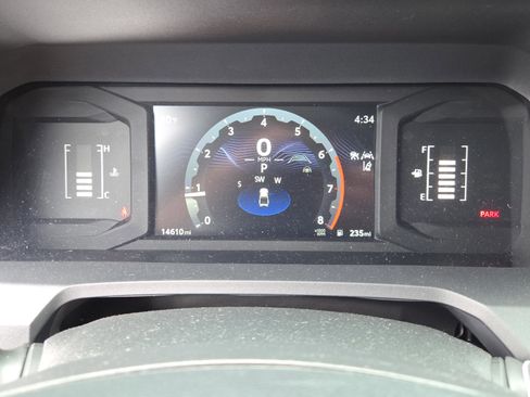 Certified 2024 Toyota Tacoma SR5 image 28