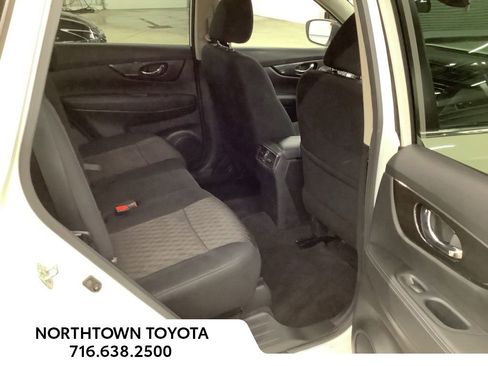 Used 2020 Nissan Rogue AWD image 13