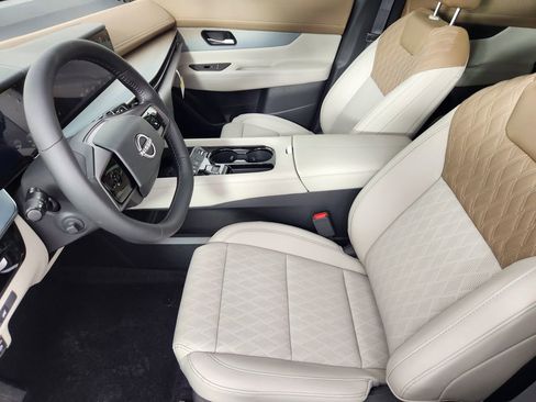New 2026 Nissan Murano Platinum w/ Cargo Package AWD/4WD image 10