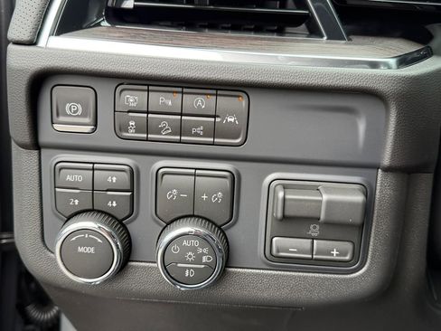 New 2026 Chevrolet Tahoe Premier AWD/4WD image 22