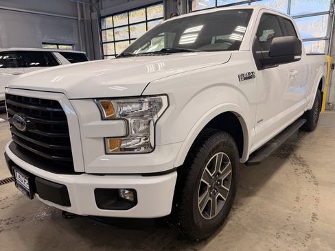 Used 2016 Ford F150 XLT w/ Equipment Group 302A Luxury image 4