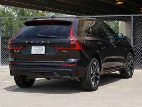 New 2026 Volvo XC60 B5 Plus w/ Climate Package image 5