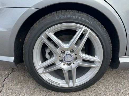 Used 2012 Mercedes-Benz E 350 4MATIC Sedan image 16