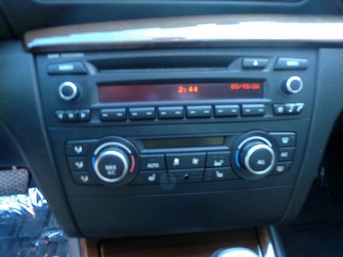 Used 2013 BMW 128i Coupe RWD image 12